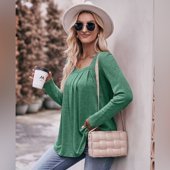 Double Take Pleated Curved Hem Long Sleeve Top - Picture 3 of 4